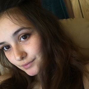 Meet your Posher, Avery